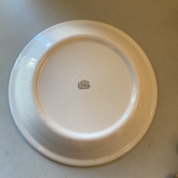 Bakerite Ceramic Floral  9.5” pie Pan - Picture 5 of 7